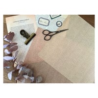 【印刷物】paper grid  方眼柄のペーパー