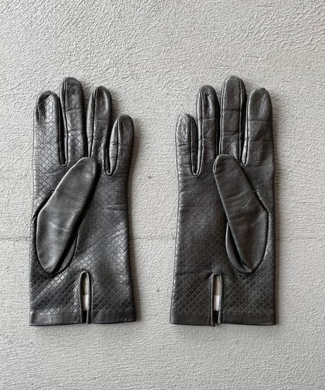 Vintage leather glove