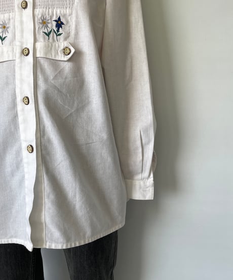 Vintage Embroidery Shirts