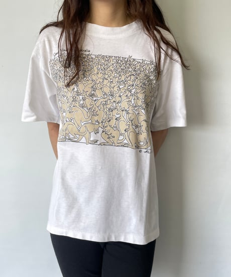 87s Kangaroo Tee