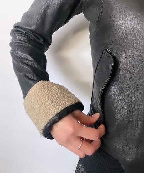 00s woman's leather boa jacket