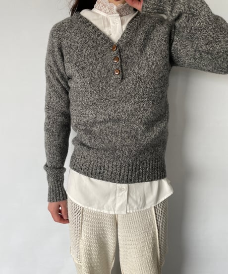 Europevintage Henley neck knit