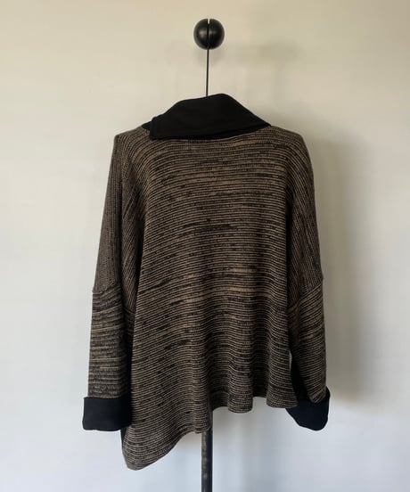 Europe Vintage asymmetry knit