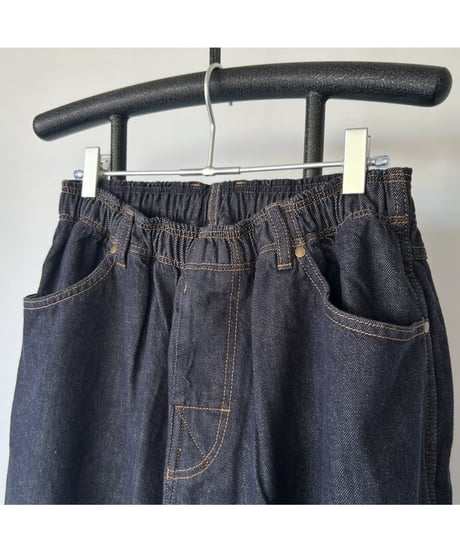 COMFORTABLE REASON "Reactive Dyed Denim"