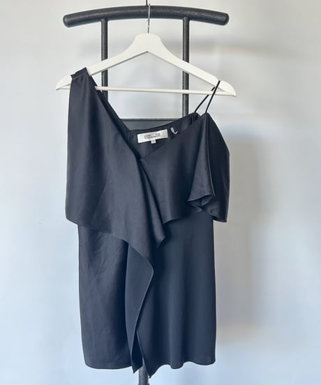Asymmetry Frill tops