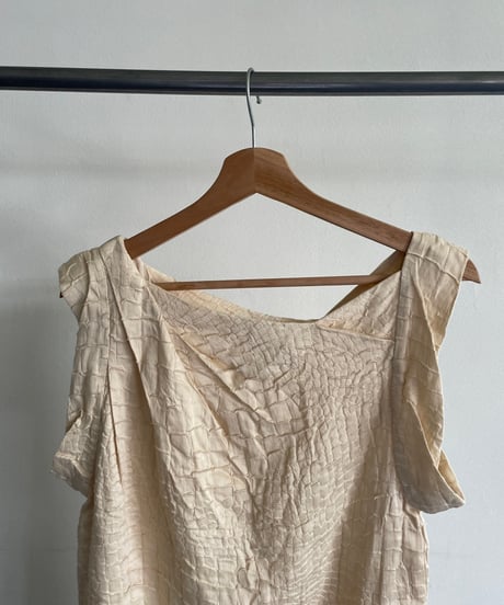 emboss dress