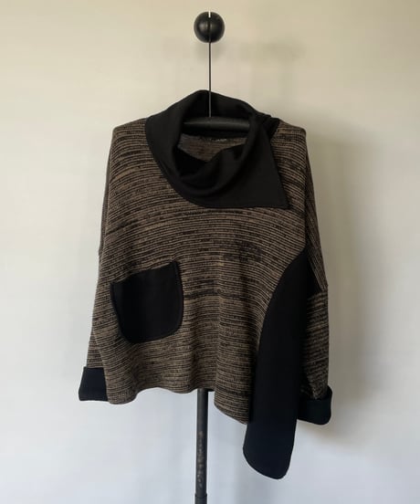 Europe Vintage asymmetry knit