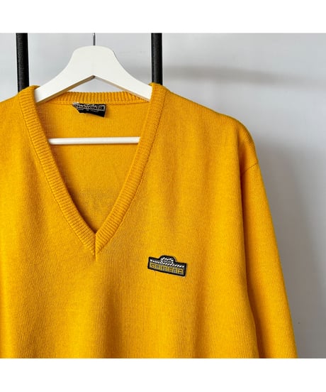 Europe Vintage Yellow V-neck Knit