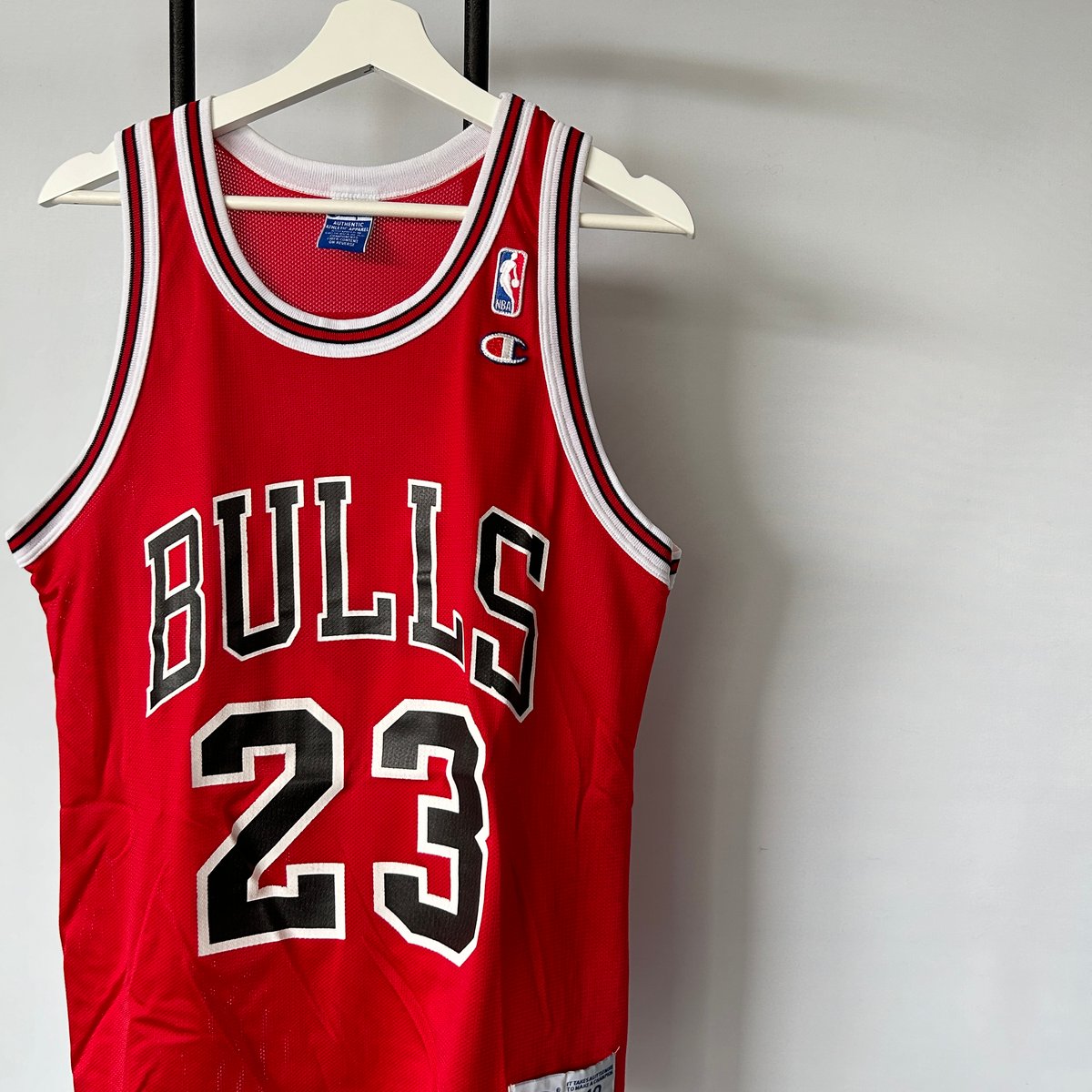 格安即決 BULLS Champion NBA ブルズ ジョーダン