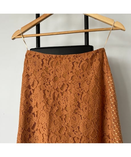 Asymmetrical flower lace skirt
