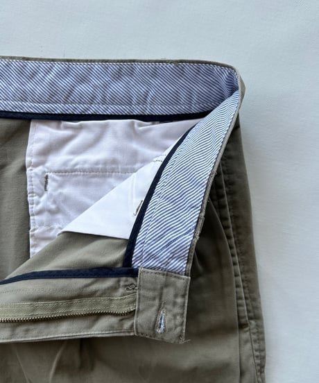 CLUB ROOM two-tuck shorts 33