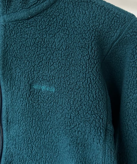 Patagonia　HOODED FLEECE