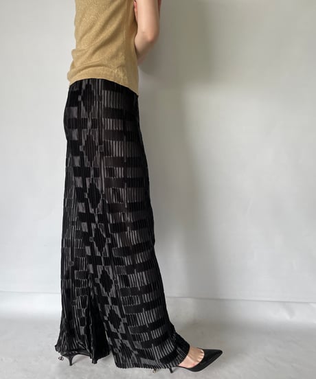 Pleats easy pants