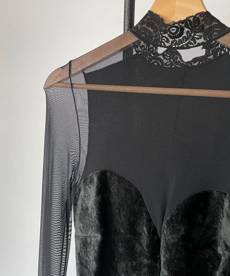 velours body suit