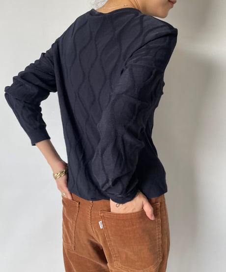 Wiggle pattern knit