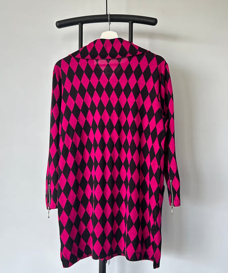 vivid pink black diamond checkered