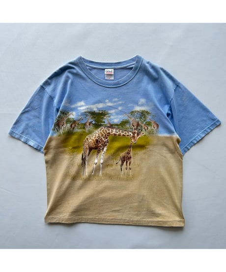 00s Giraffe Tee