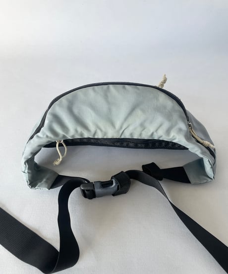 00s patagonia "NUEVO HIP VAULT"