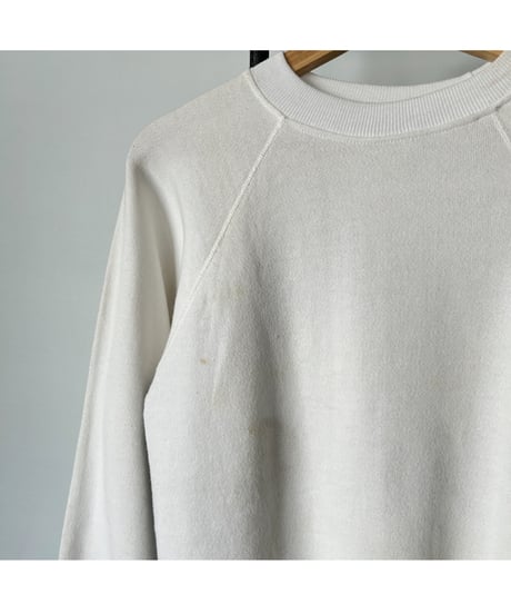 Dead stock 80s Raglan sleeve sweat