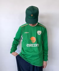 04-06s Ireland L/S football shirt M