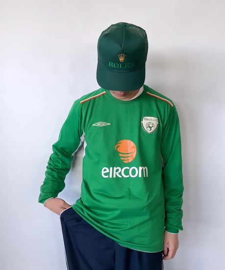 04-06s Ireland L/S football shirt M