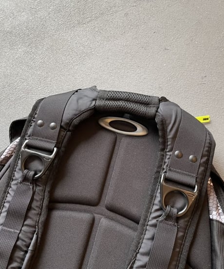 DEAD STOCK 00s OAKLEY I CON PACK 3.0