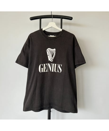 90s "GENIUS" TEE