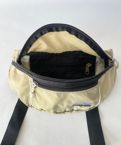 00s patagonia "NUEVO HIP VAULT"
