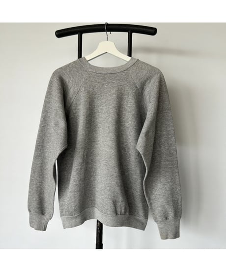 80s "The Fitness Center" Sweat Grey