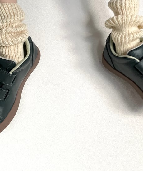 AREth I (velcro) "deep green leather"