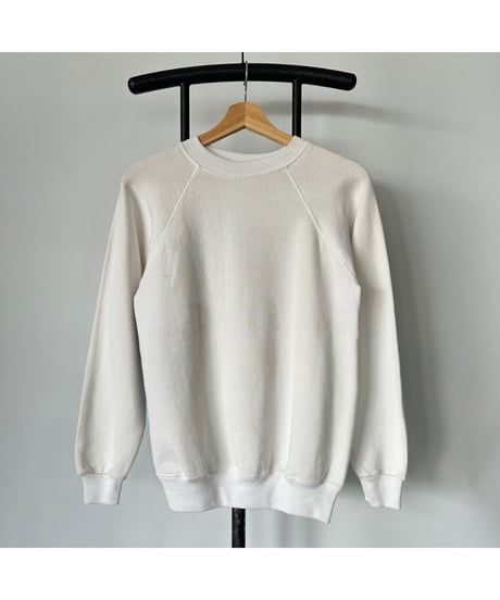 Dead stock 80s Raglan sleeve sweat