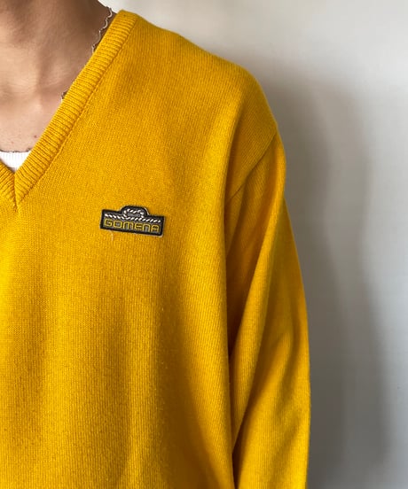 Europe Vintage Yellow V-neck Knit