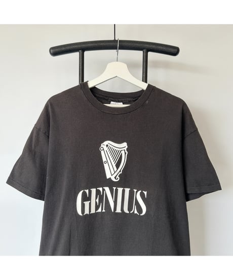 90s "GENIUS" TEE