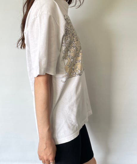 87s Kangaroo Tee
