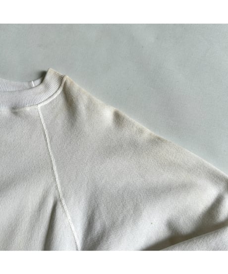 Dead stock 80s Raglan sleeve sweat