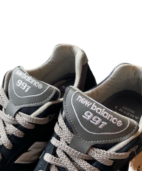 new!! New balance 991 navy