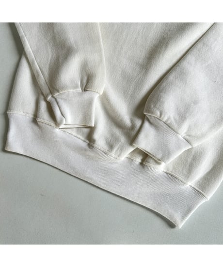 Dead stock 80s Raglan sleeve sweat