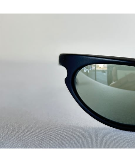 90s B&L RAY-BAN YSAR w2323
