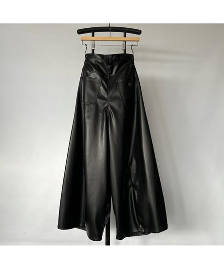 NAM "HORN PANTS - FAUX LEATHER" (BLACK)