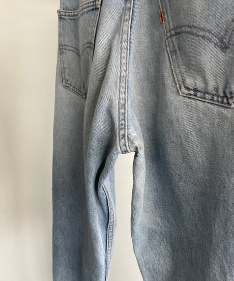 90s Levis 562 damage denim