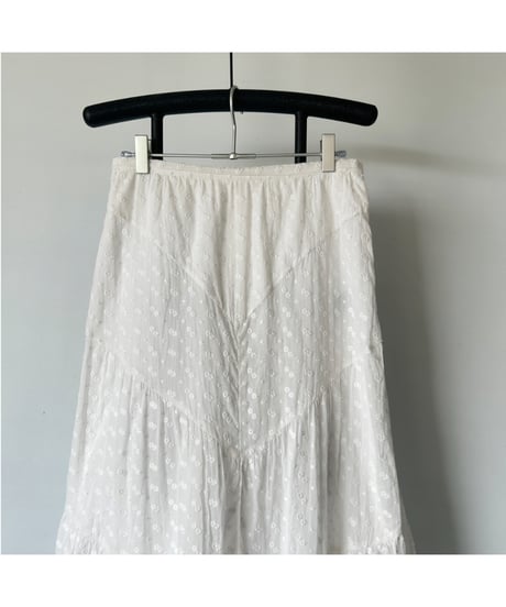 Floral embroidery skirt