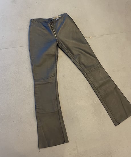 DEAD STOCK 90-00s leather pants XS
