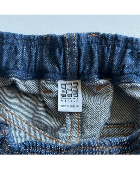 COMFORTABLE REASON "Reactive Dyed Denim"