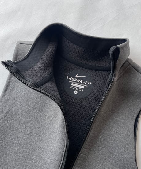 NIKE Women Therma Sphere Max Training Vest M