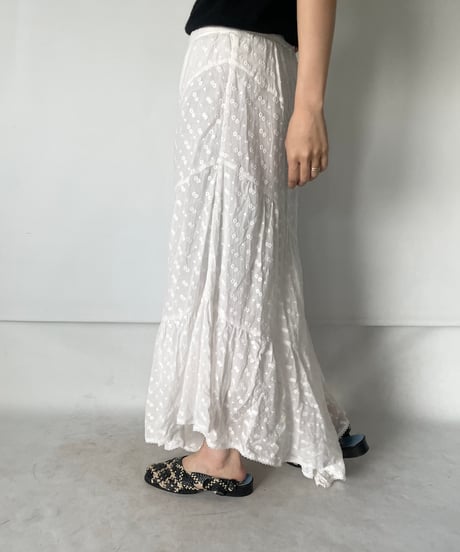 Floral embroidery skirt