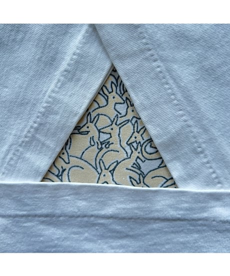 87s Kangaroo Tee