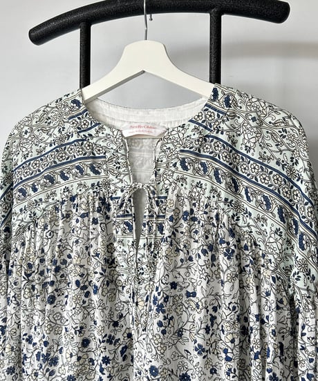 All-over Print V-neck One dress