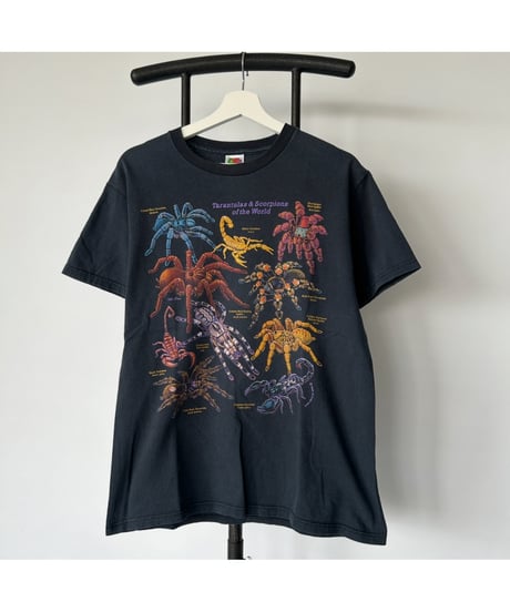 00s TRANTULA SCORPION Tee