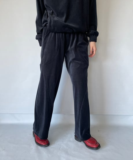 ANDER "VELOUR CURVY PANTS"