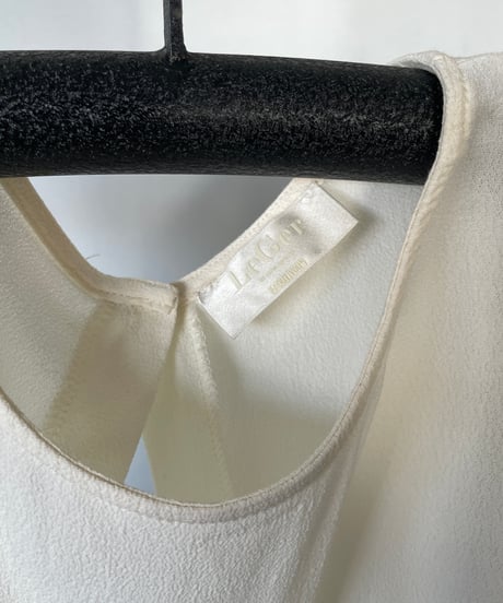 Europe back cross open no sleeve